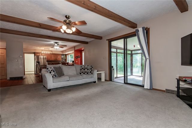 6464 Woodhawk Drive, Mayfield Heights, OH 44124