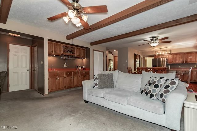 6464 Woodhawk Drive, Mayfield Heights, OH 44124