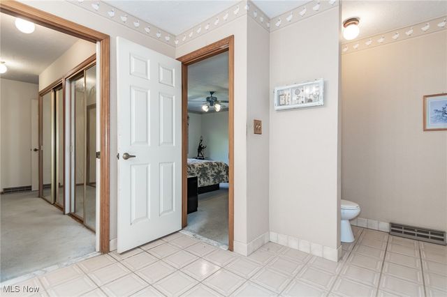 6464 Woodhawk Drive, Mayfield Heights, OH 44124