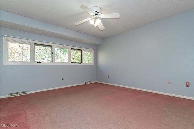 6464 Woodhawk Drive, Mayfield Heights, OH 44124