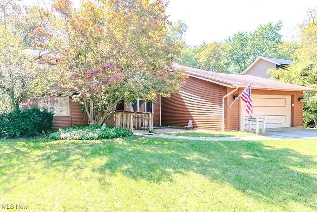 6464 Woodhawk Drive, Mayfield Heights, OH 44124