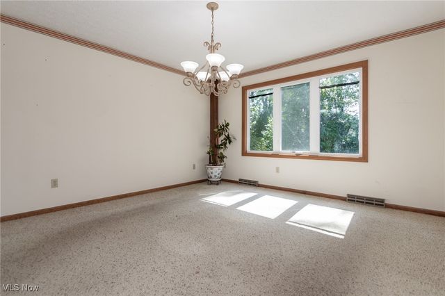 6464 Woodhawk Drive, Mayfield Heights, OH 44124