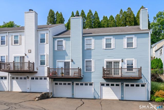 55 Mill Plain Road 9-2, Danbury, CT 06811