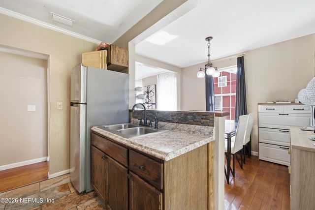 6024 TRANSYLVANIA Avenue, Jacksonville, FL 32210