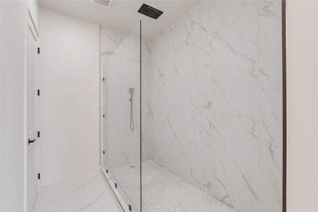 436 Whispering Way, Red Oak, TX 75154