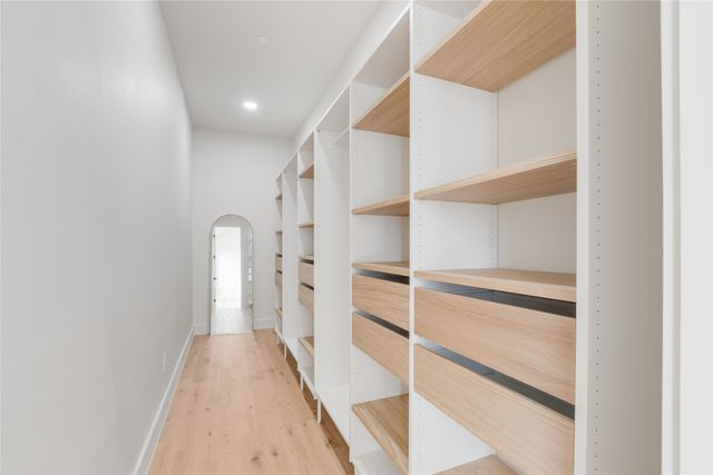 436 Whispering Way, Red Oak, TX 75154