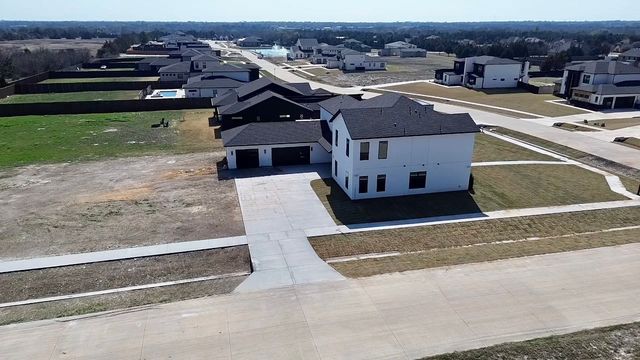 436 Whispering Way, Red Oak, TX 75154