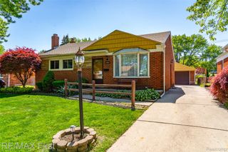 24815 Beck Avenue, Eastpointe, MI 48021