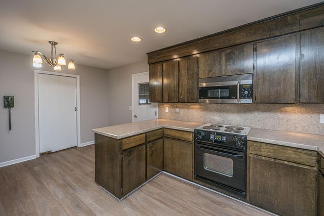 37 Milano Street, Hanahan, SC 29410