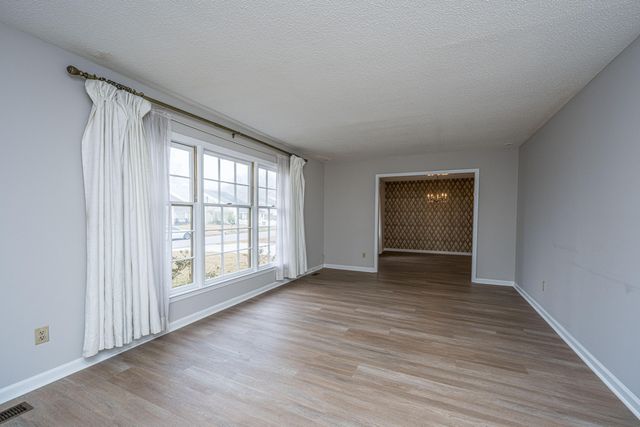 37 Milano Street, Hanahan, SC 29410