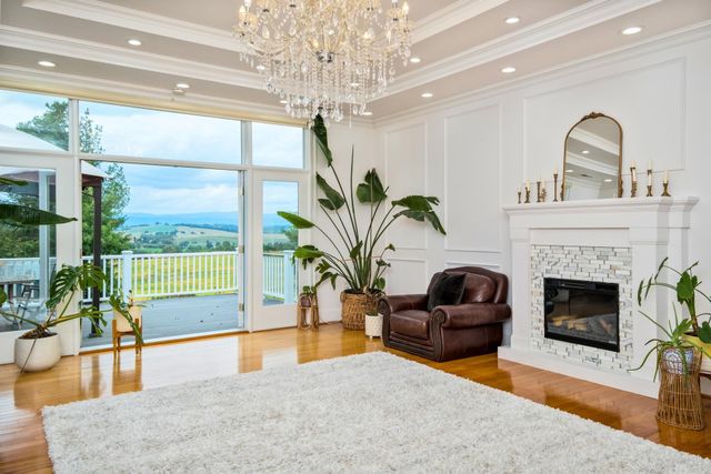 76 CENTERVILLE RD, Bridgewater, VA 22812