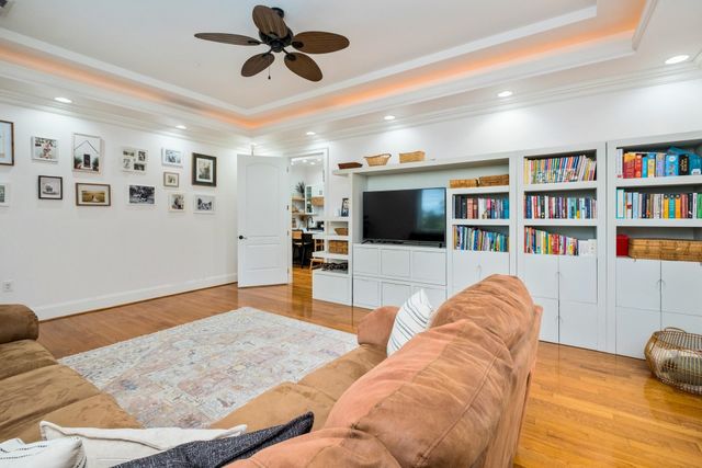 76 CENTERVILLE RD, Bridgewater, VA 22812