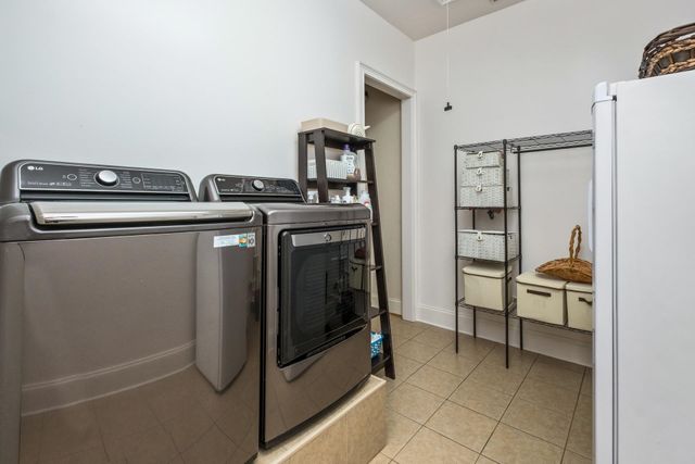 76 CENTERVILLE RD, Bridgewater, VA 22812