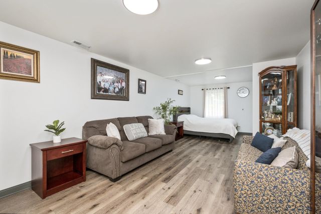 76 CENTERVILLE RD, Bridgewater, VA 22812