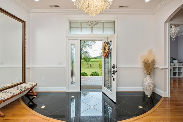 76 CENTERVILLE RD, Bridgewater, VA 22812