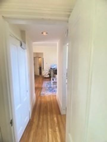 73 Pinckney 4, Boston, MA 02114