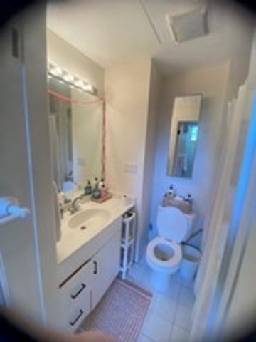 73 Pinckney 4, Boston, MA 02114