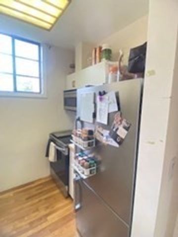 73 Pinckney 4, Boston, MA 02114
