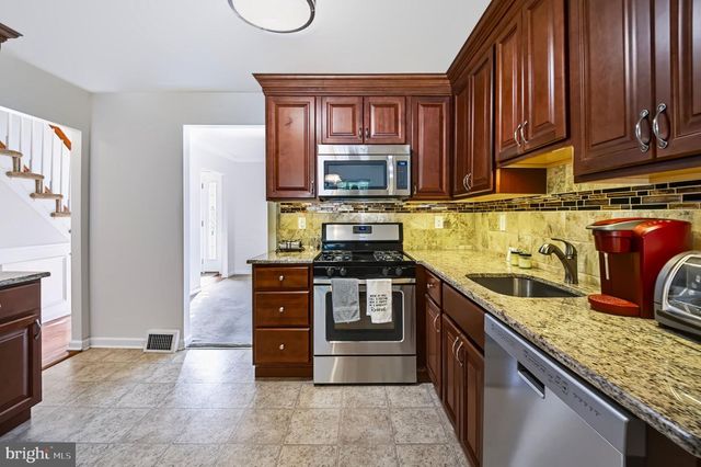 2201 SHETLAND DR, Warrington, PA 18976