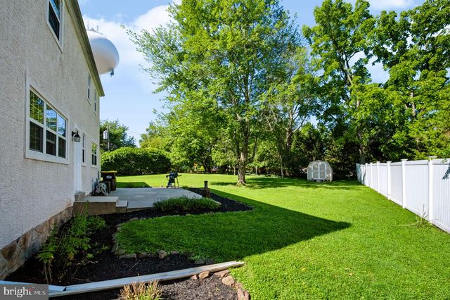 2201 SHETLAND DR, Warrington, PA 18976