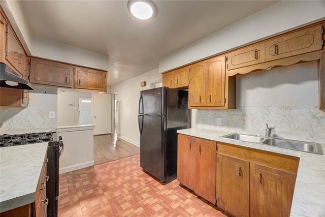 423 Fairview Dr, Corpus Christi, TX 78408