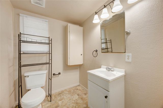 423 Fairview Dr, Corpus Christi, TX 78408