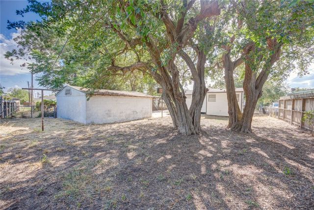 423 Fairview Dr, Corpus Christi, TX 78408