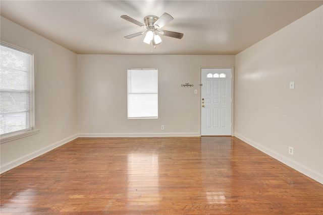 423 Fairview Dr, Corpus Christi, TX 78408
