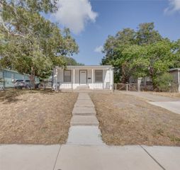423 Fairview Dr, Corpus Christi, TX 78408