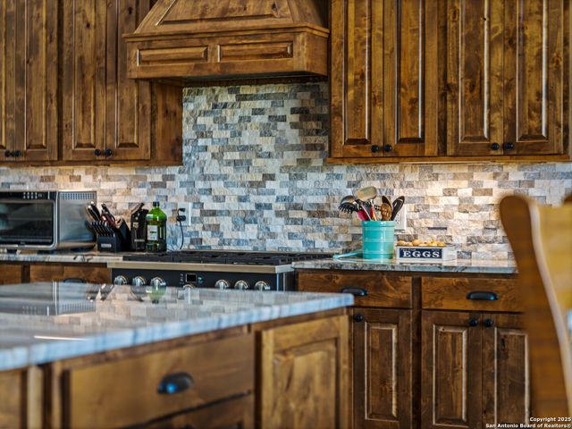 12093 New Sulphur Springs, San Antonio, TX 78263
