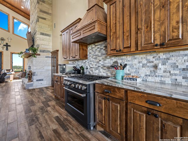 12093 New Sulphur Springs, San Antonio, TX 78263
