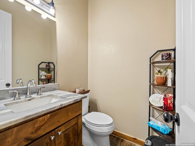 12093 New Sulphur Springs, San Antonio, TX 78263