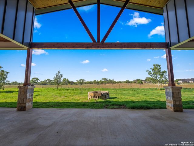 12093 New Sulphur Springs, San Antonio, TX 78263