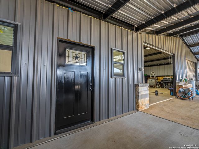 12093 New Sulphur Springs, San Antonio, TX 78263