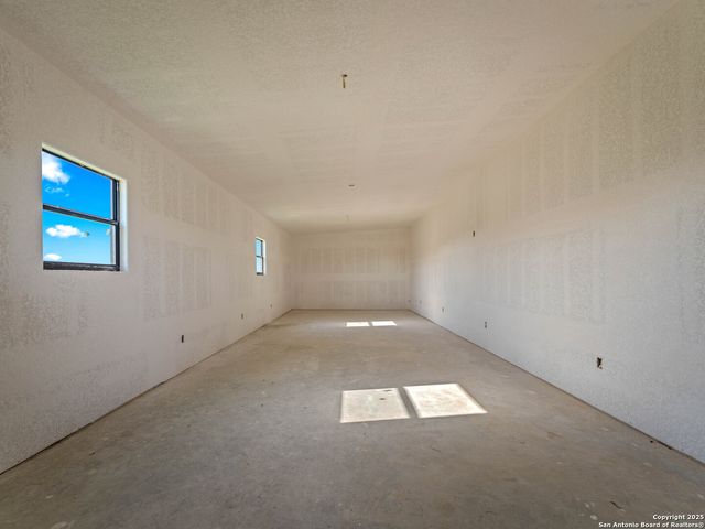 12093 New Sulphur Springs, San Antonio, TX 78263