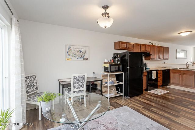 5736 Aurora Place, Sylvania, OH 43560