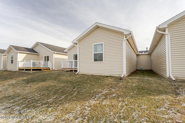 5736 Aurora Place, Sylvania, OH 43560