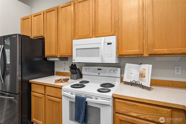 10118 231st Avenue E, Buckley, WA 98321