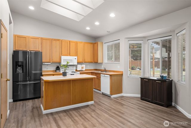 10118 231st Avenue E, Buckley, WA 98321
