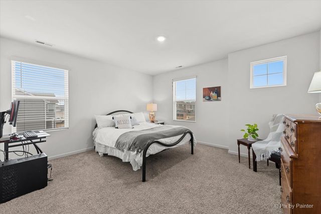 1522 Hollow Tree Lane, Pingree Grove, IL 60140