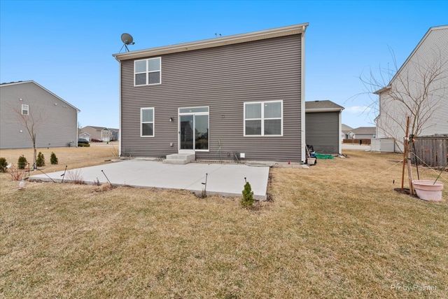 1522 Hollow Tree Lane, Pingree Grove, IL 60140