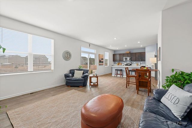 1522 Hollow Tree Lane, Pingree Grove, IL 60140