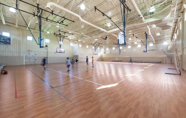 1522 Hollow Tree Lane, Pingree Grove, IL 60140