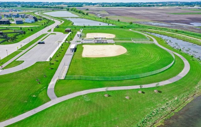 1522 Hollow Tree Lane, Pingree Grove, IL 60140