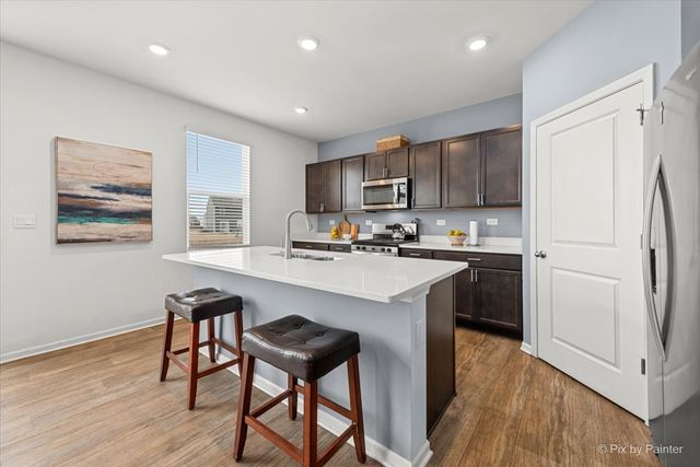 1522 Hollow Tree Lane, Pingree Grove, IL 60140