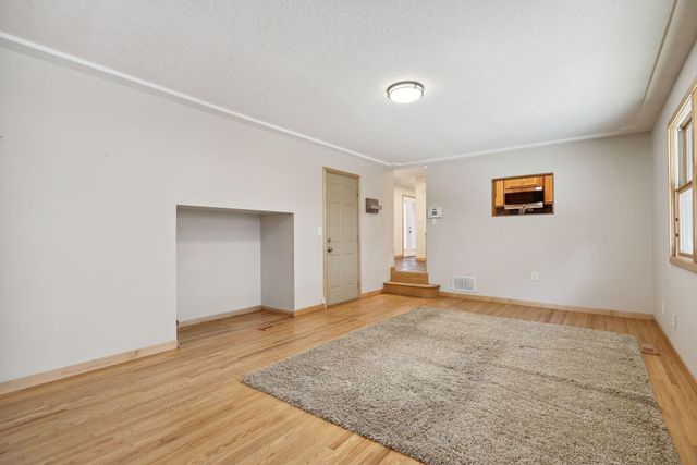 6802 Cottonwood Lane N, Maple Grove, MN 55369