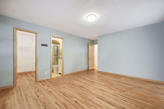 6802 Cottonwood Lane N, Maple Grove, MN 55369