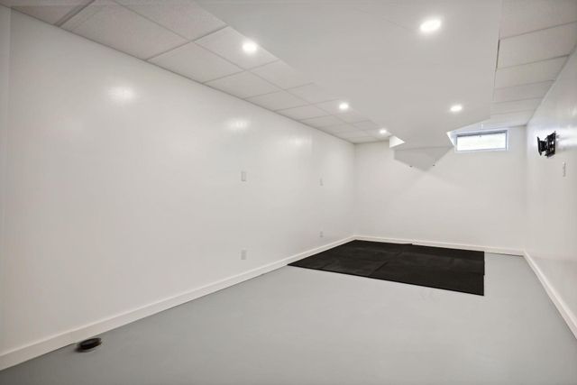 6802 Cottonwood Lane N, Maple Grove, MN 55369