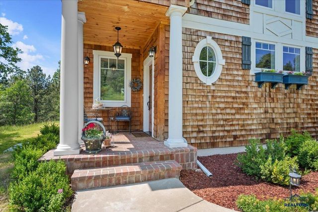 323 PINE CONE AVE, Spearfish, SD 57783