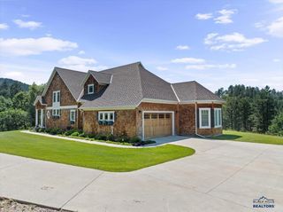 323 PINE CONE AVE, Spearfish, SD 57783
